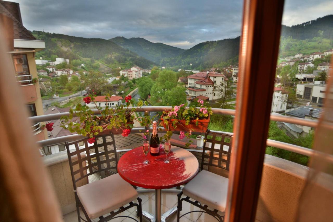 Mountain Boutique Family Hotel Devin Buitenkant foto